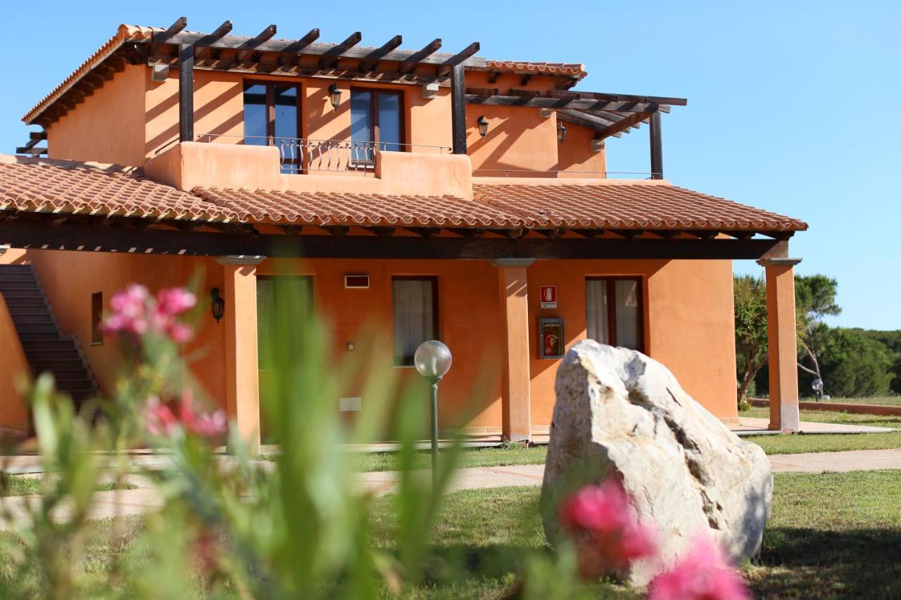 Hotel Borgo Dei Pescatori Aglientu Zewnętrze zdjęcie